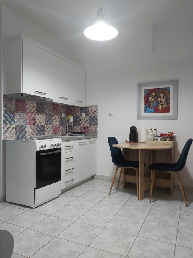 סרס Lux Apartment Downtown מראה חיצוני תמונה