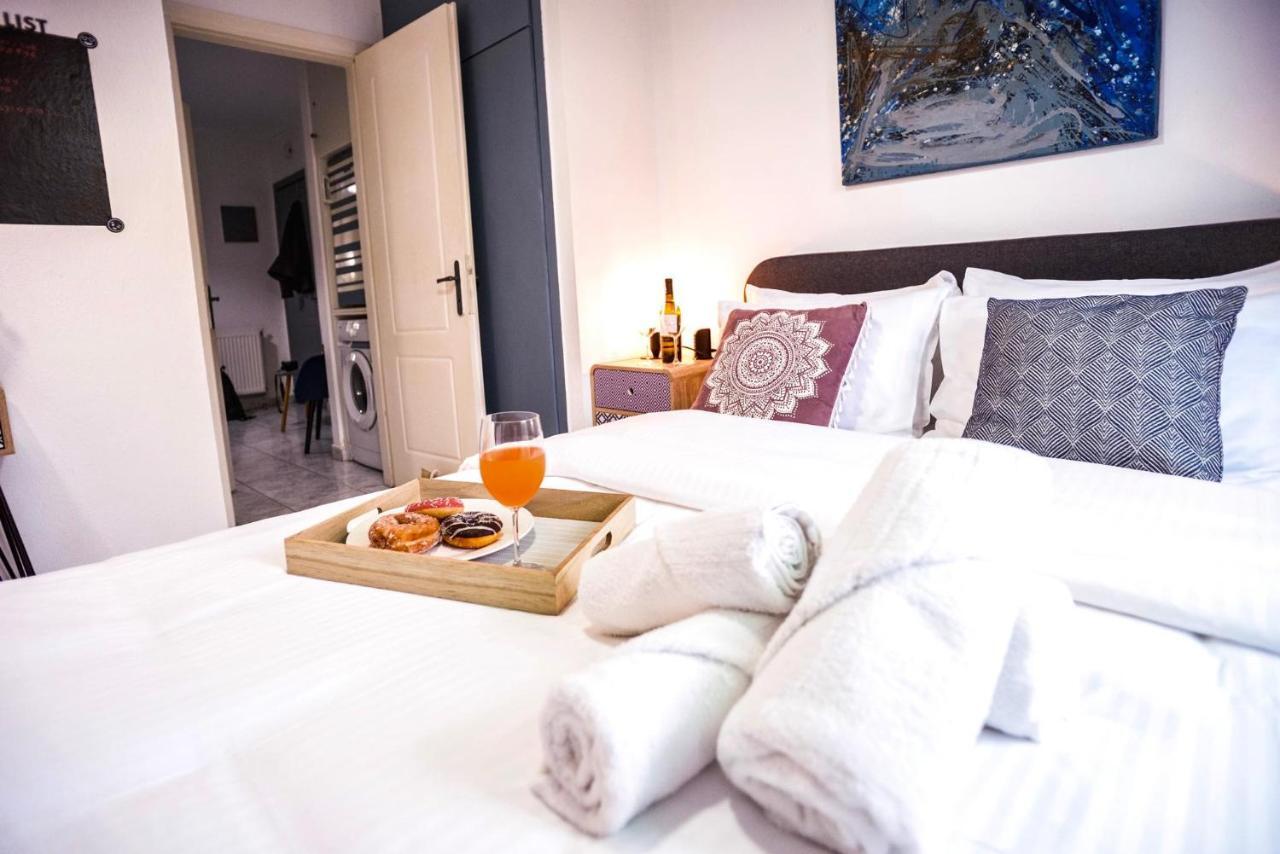 סרס Lux Apartment Downtown מראה חיצוני תמונה
